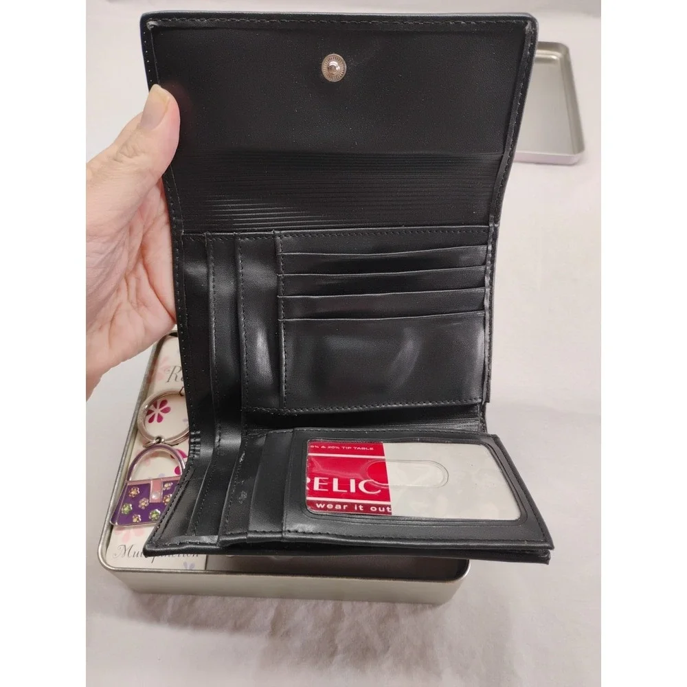 Relic Womens Wallet & Purse Keychain Gift‎ Set In Tin Brand New